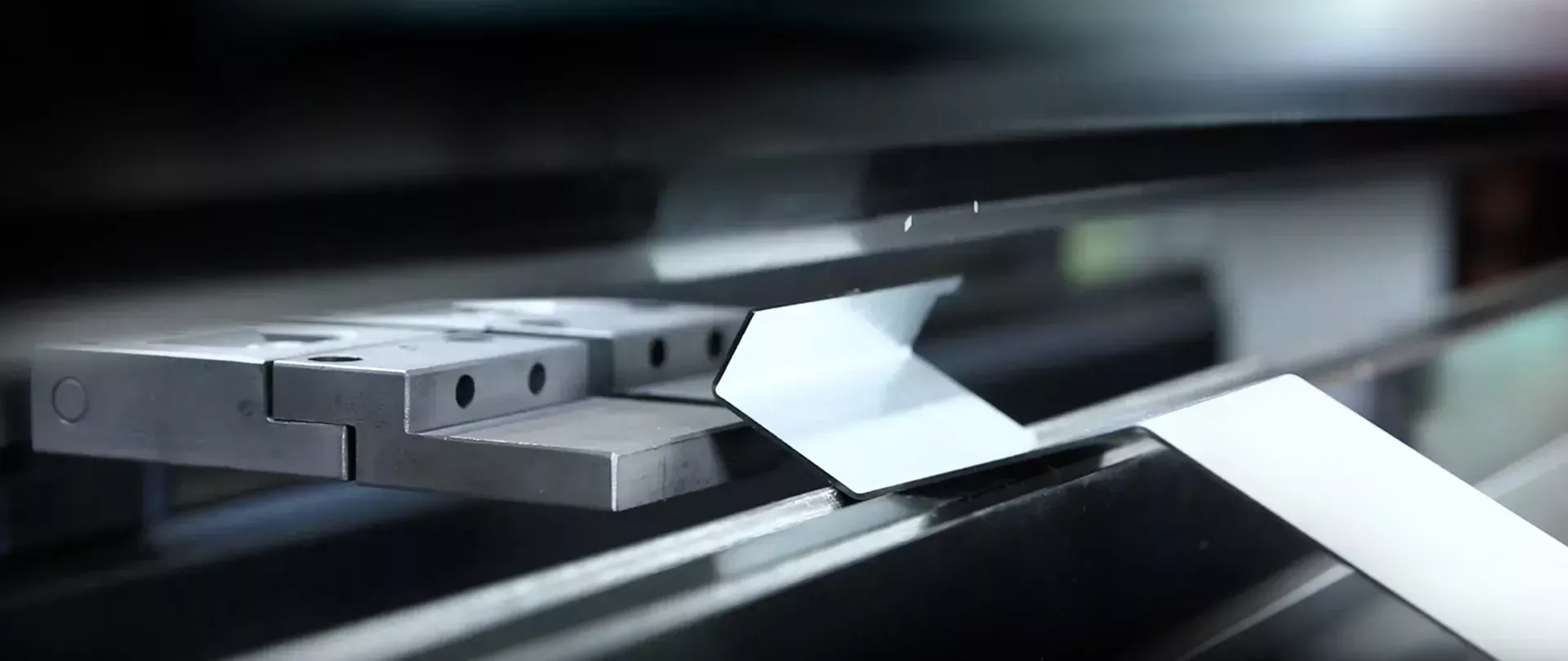 Estructura de una prensa plegadora CNC Serie HG